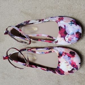 9 1/2 multicolor ballet flats